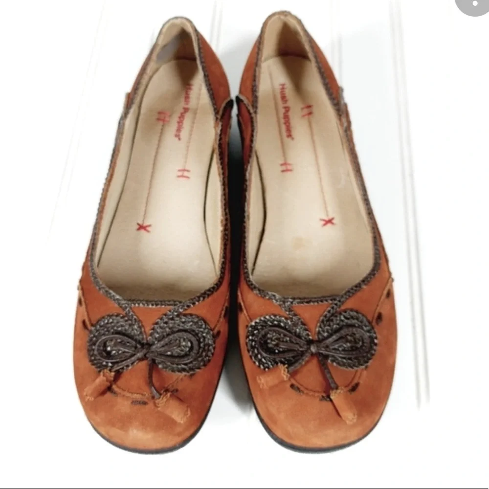 HUSH PUPPIES leather shoes NWOT
